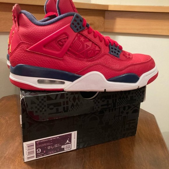 Jordan 4 Fiba - Picture 6 of 16